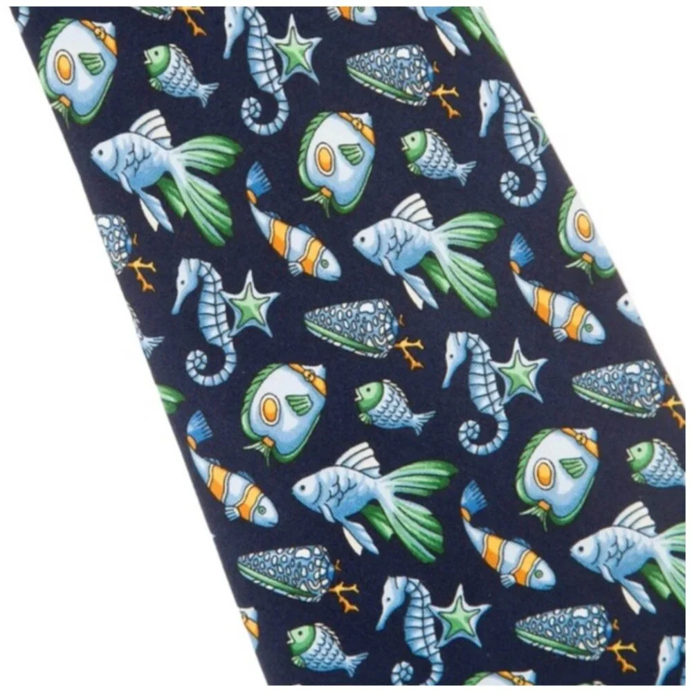 Gucci • Vintage Fish & Seahorse Silk Tie • Classic • 58” • Excellent
